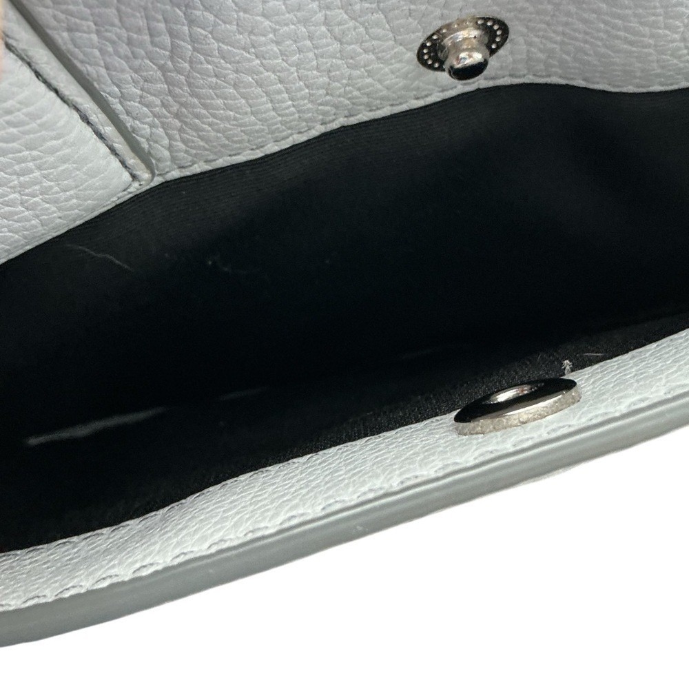 Marc Jacobs Empire City convertible leather tote bag in a shade of light grey - Picture 3 of 14